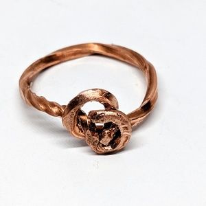 Handcrafted Hammered Copper Knot Ring Size 7.75
